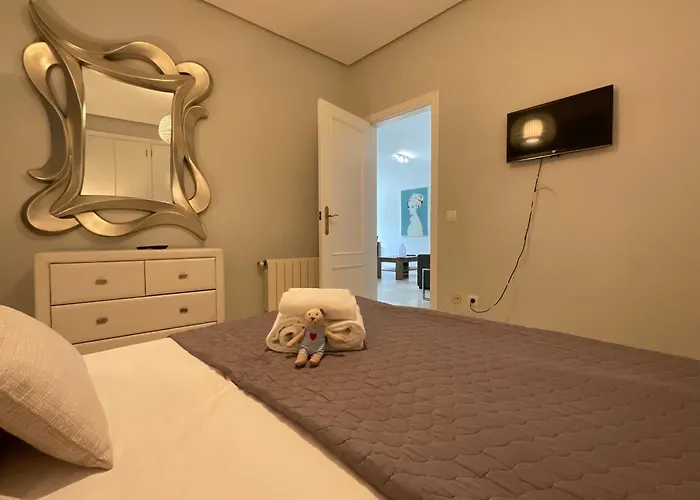 Travel Habitat Atico Calle Comedias *