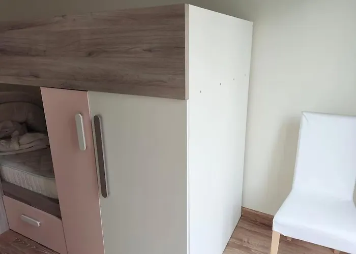 6p Junto Ciudad De Artes Y Ruzafa Valencia