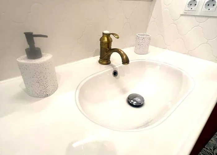 Esmeralda With Free Private Underground Parking *