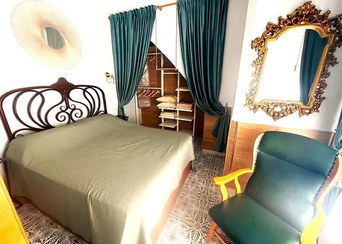 Esmeralda With Free Private Underground Parking فالنسيا