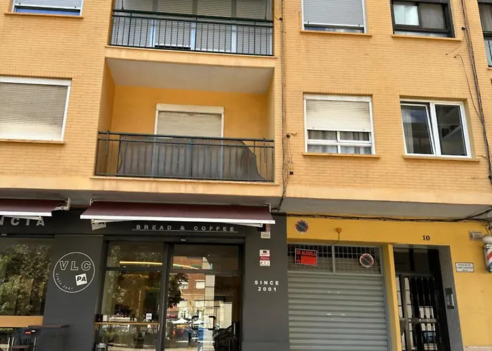 La Casa De Lili Acerca De Palacio De Musica شقة *