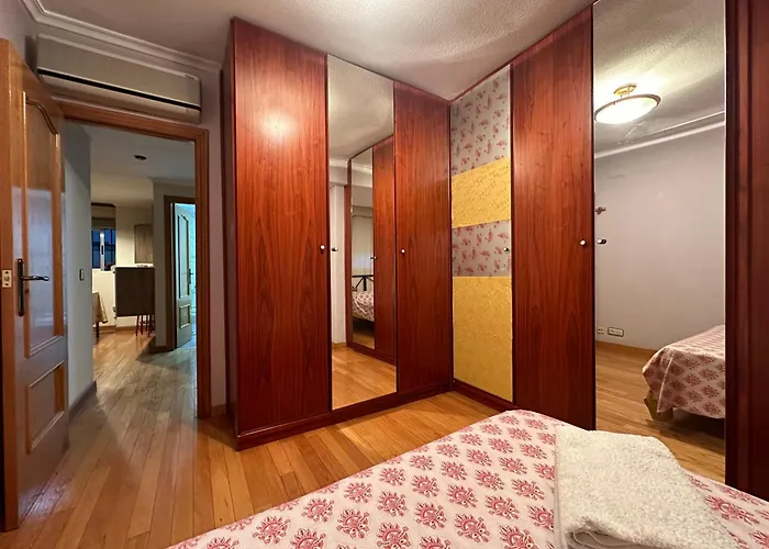 La Casa De Lili Acerca De Palacio De Musica Διαμέρισμα