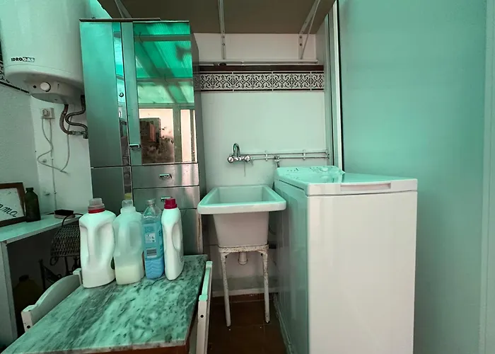 La Casa De Lili Acerca De Palacio De Musica شقة *