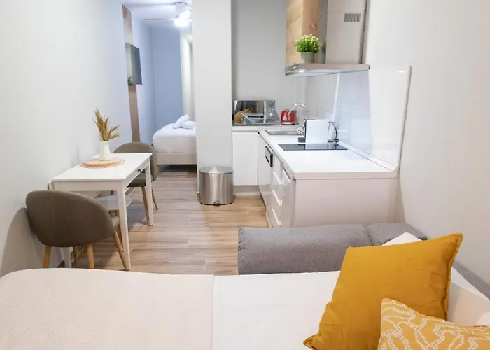 Parque Del Turia By Concept Flats شقة فالنسيا