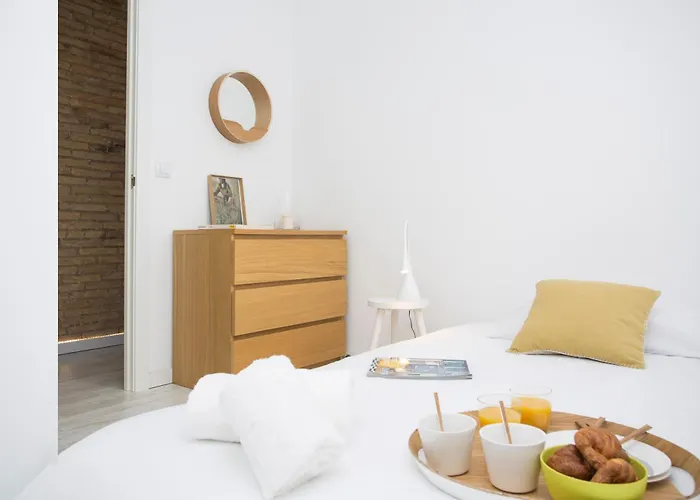 Singularstays Atico Roger De Flor Lejlighed