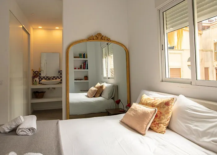 Singularstays Atico Roger De Flor شقة *