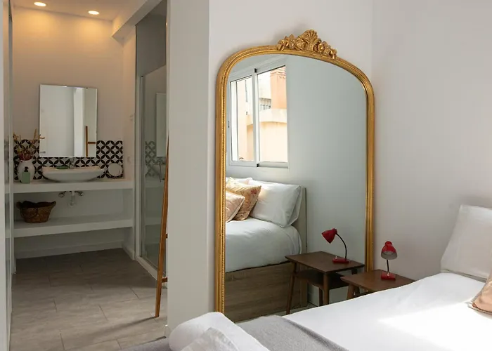 Singularstays Atico Roger De Flor فالنسيا