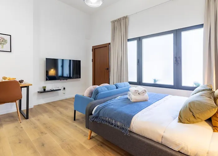 Travel Habitat Patraix Con Terracita *