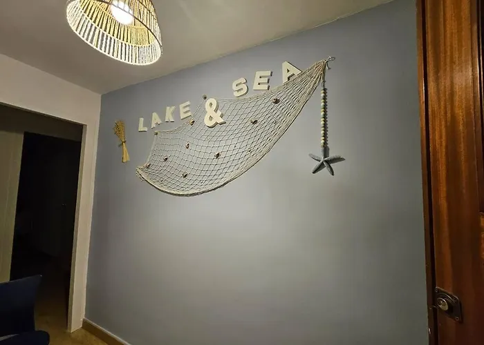 아파트 Apartamento Lake & Sea