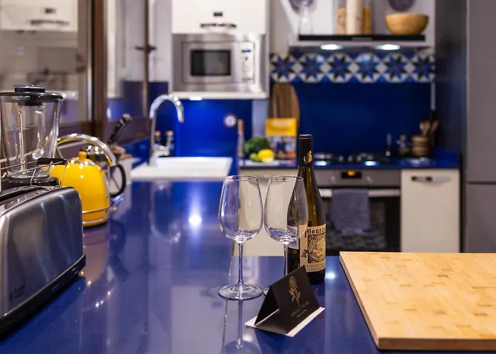 Portrait Boutique بيت ضيافة فالنسيا