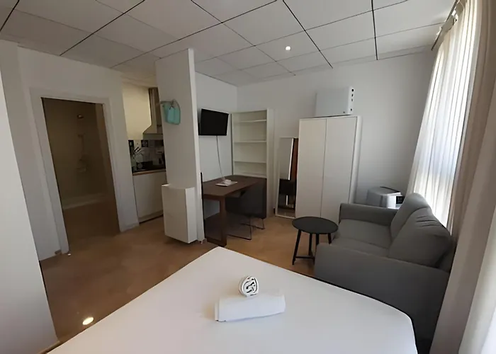 11 Nights * Valencia