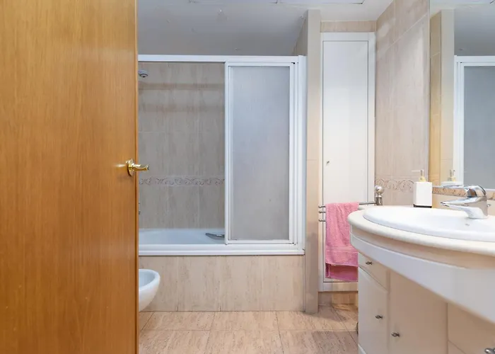 75 Metres Away Playa A 75 Metros *