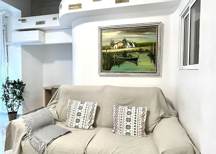 Luminoso Cerca De La Playa Y Puerto Βαλένθια