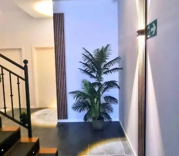 Apartahotel Ynfinity 3*