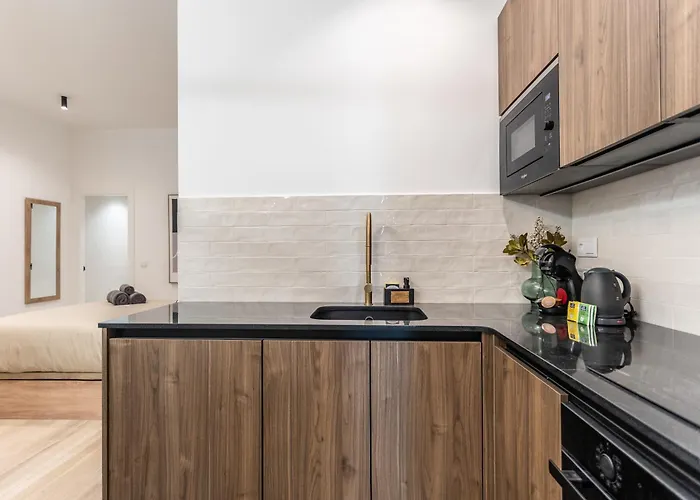 Deluxe - Aiora Βαλένθια