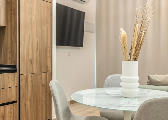 Deluxe - Aiora Βαλένθια