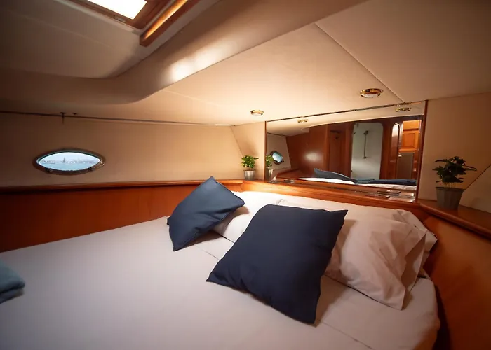 Bateau-hôtel Master&commander