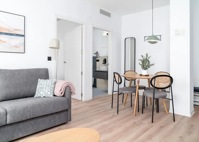 Limehome Carrer D'antonio Ferrandis فالنسيا