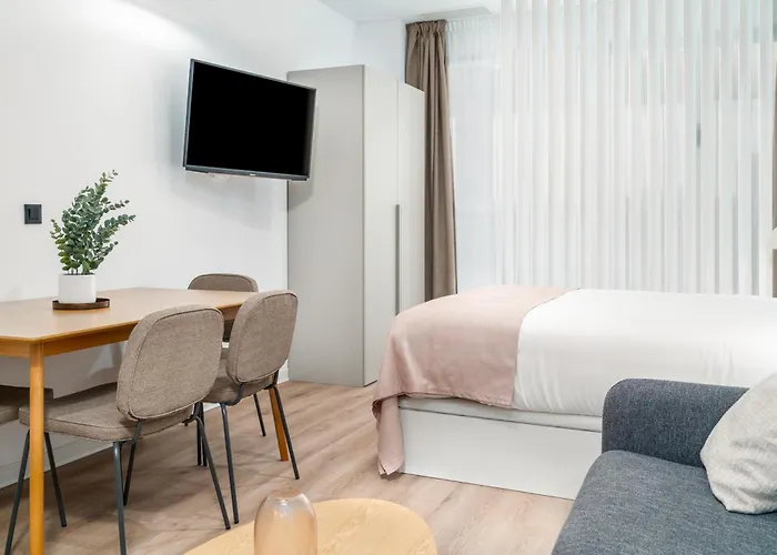 شقة Limehome Carrer D'antonio Ferrandis فالنسيا