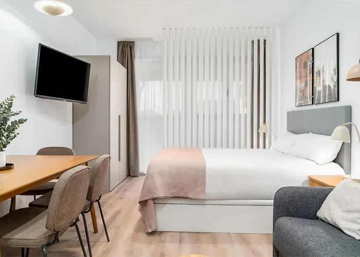 شقة Limehome Carrer D'antonio Ferrandis فالنسيا