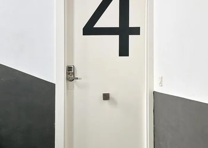 De Diseno En Plaza Del Carmen F4