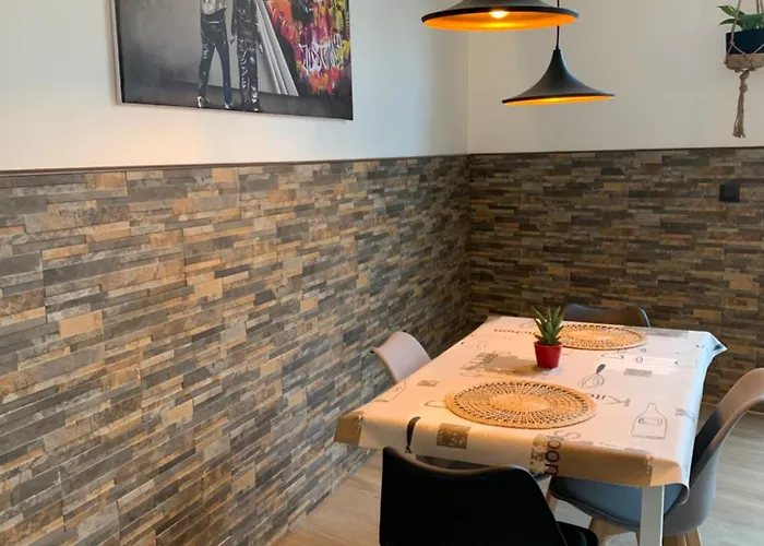 Luna Y Sol ולנסיה