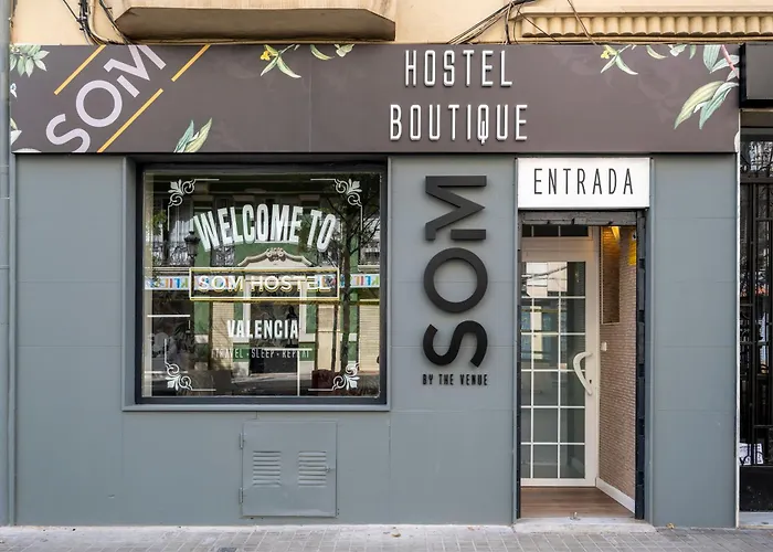 بيت شباب Som *