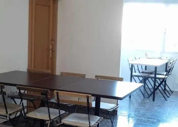 Y Suite. Upv, Uv Y Playa Πανσιόν Βαλένθια