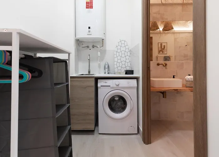 Con Piscina Y Terraza