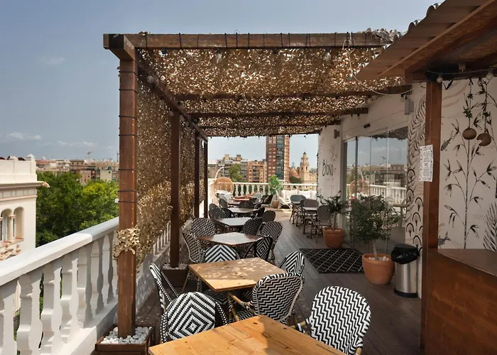 Hotel Blanq Carmen Valence