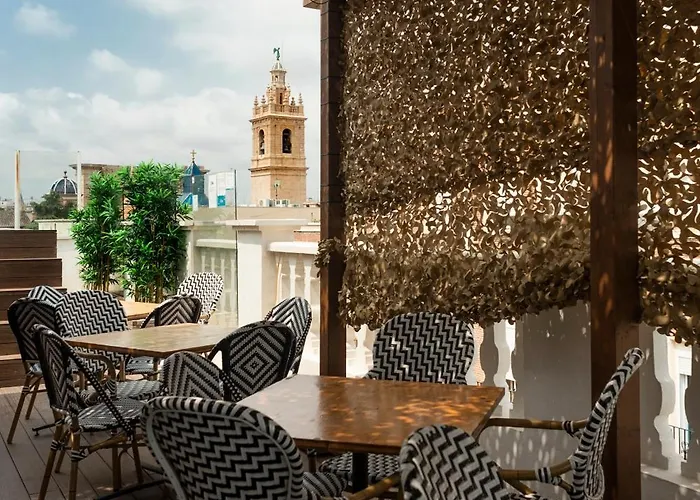 Blanq Carmen Valence