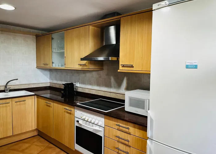 Travel Habitat - Ciudad De Ciencias * Βαλένθια