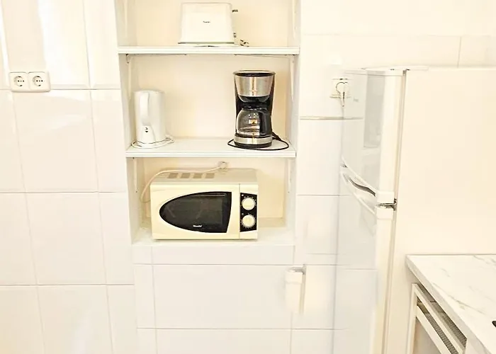 Apartamento Bright With Balcony Between & Center 6p *