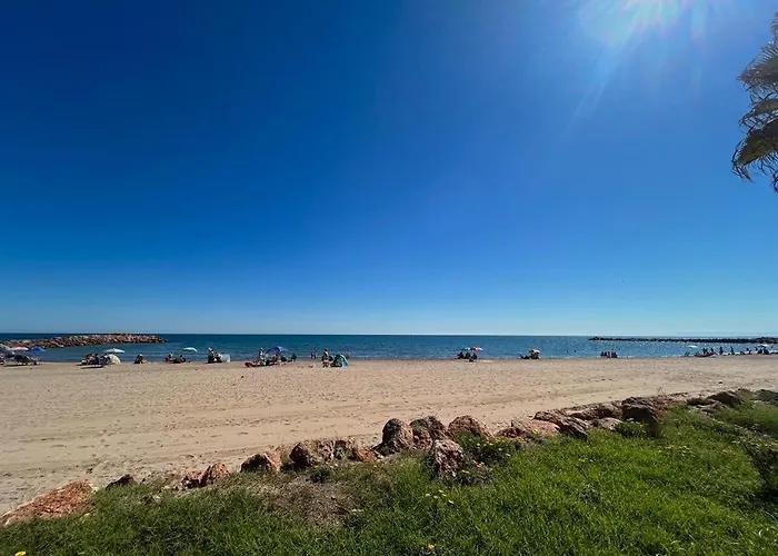 En Primera Linea De La Playa A 15 Minutos De La Ciudad De *