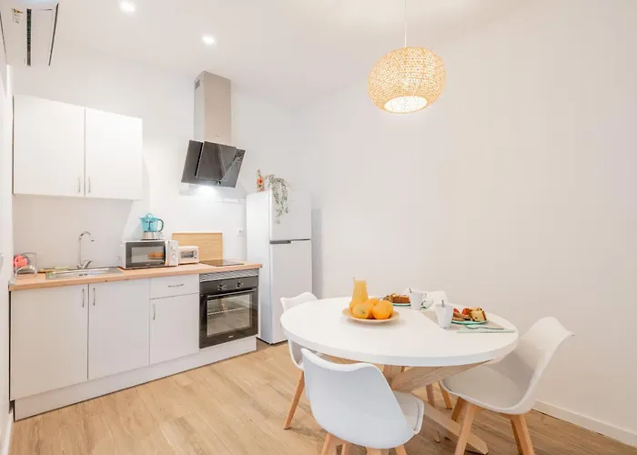 Mediterraneum Apto E * 발렌시아