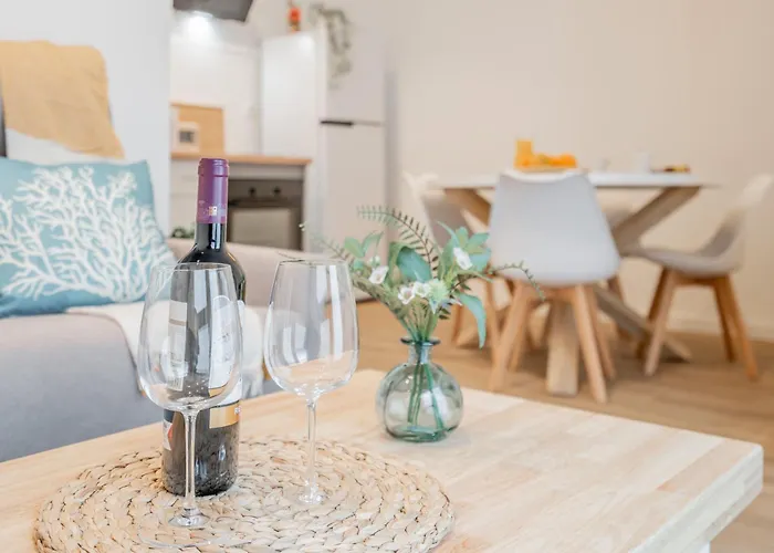 Mediterraneum Apto E شقة