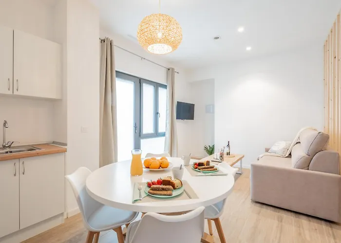 Apartment Mediterraneum F *