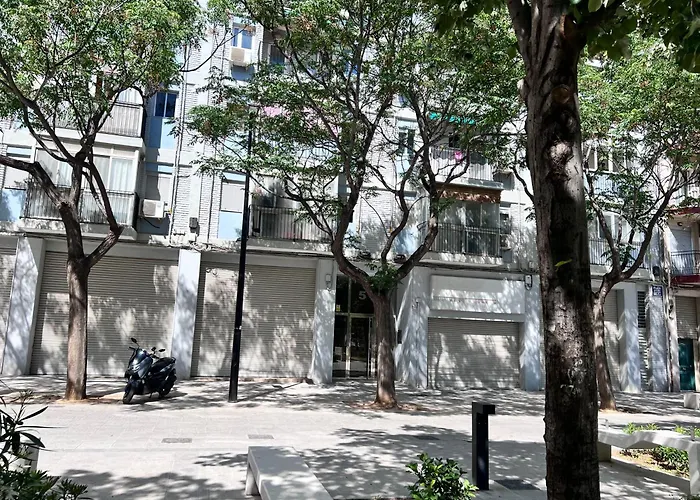 Plaza Sainetero Arniches * Βαλένθια