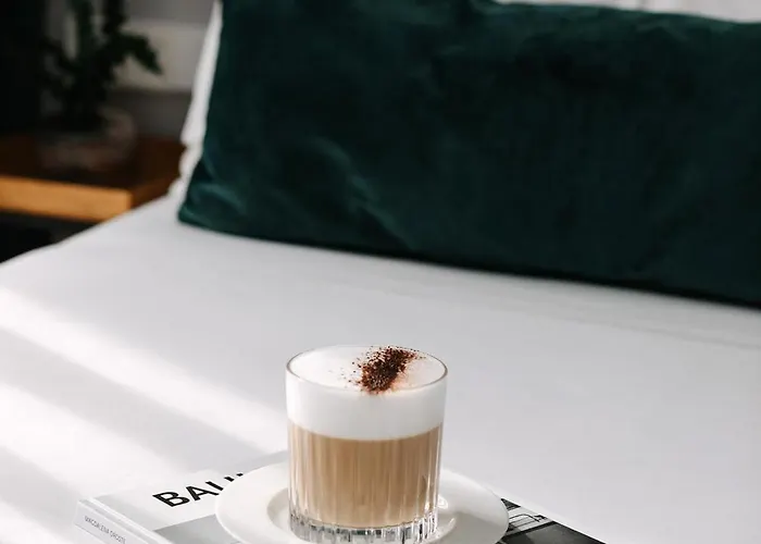 Mate Collection Helen Berger Otel 4*