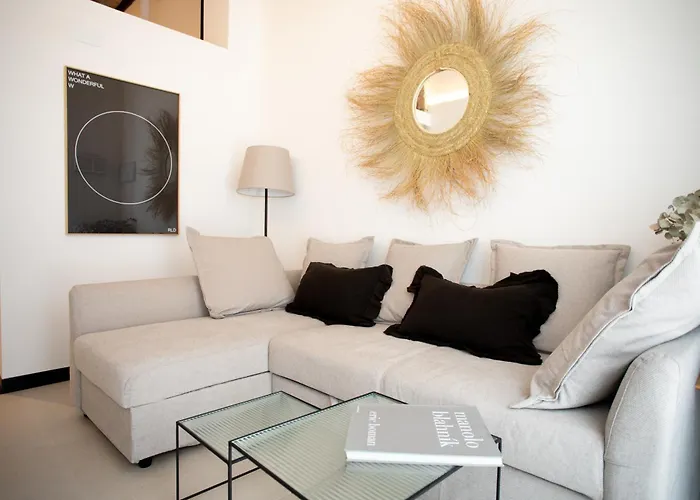 Lovely Exclusivity In Center شقة *