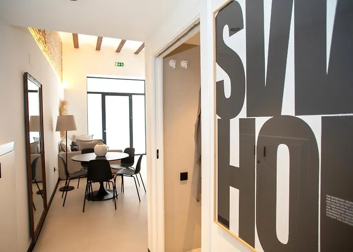 Lovely Exclusivity In Center شقة