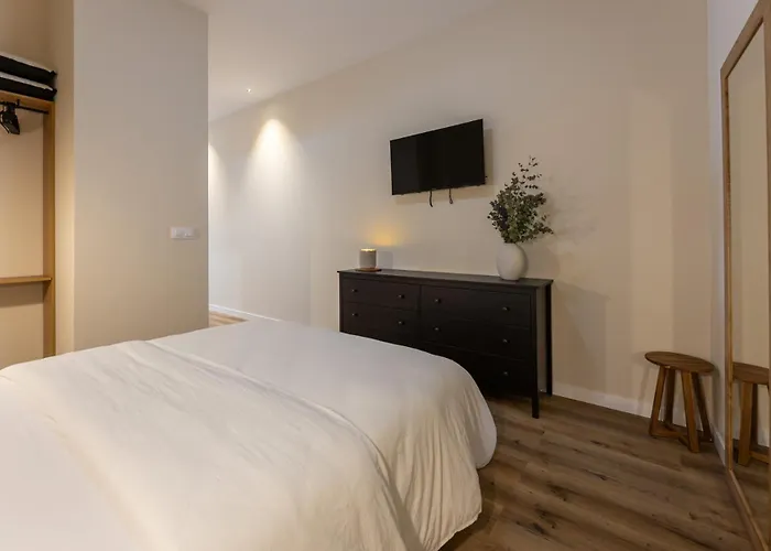 Pivote Flats - Marina B *