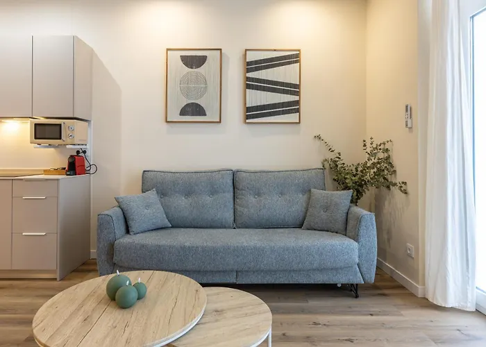 Pivote Flats - Marina B