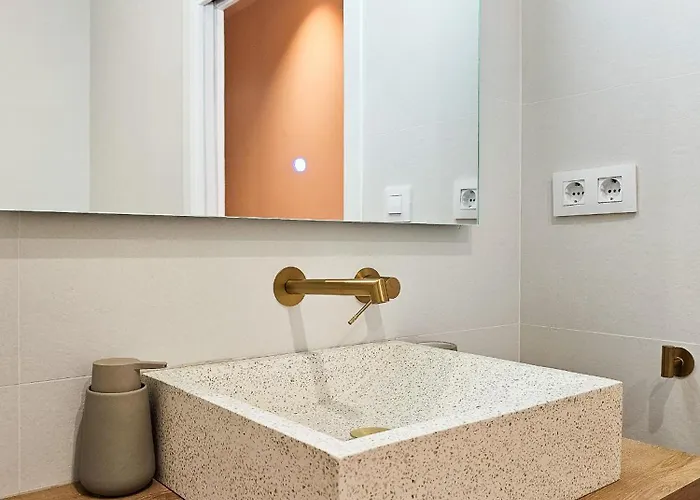 Pivote Flats - Marina B