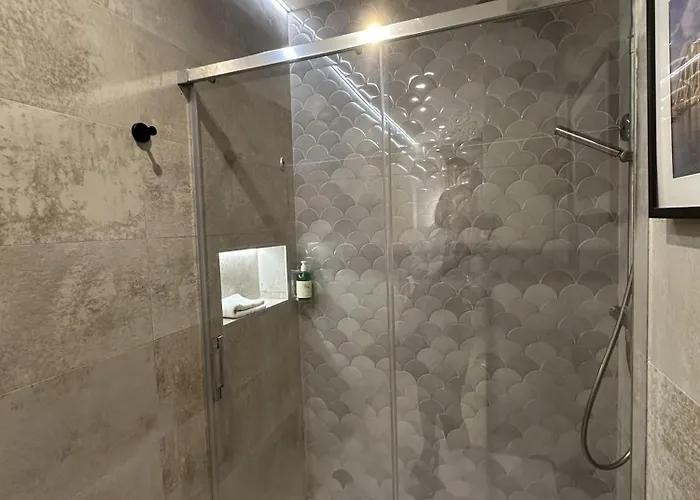 Magnifica Vivienda A Estrenar Junto A Plaza Espana * فالنسيا