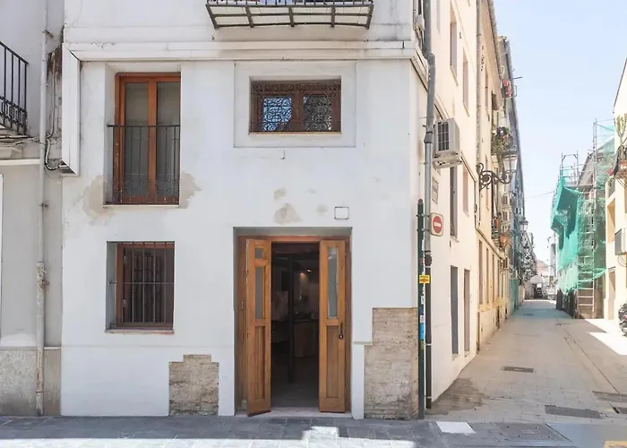 Bajo En El Centro Βαλένθια