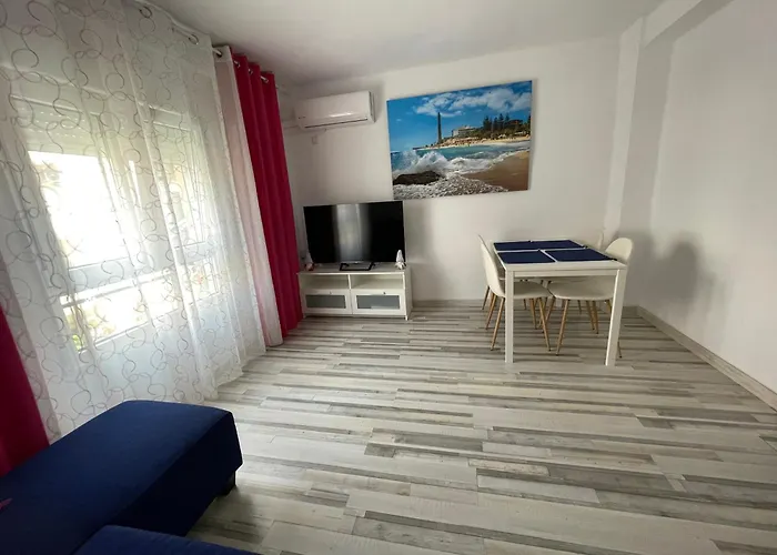 Piso Tranquilo Y Luminoso En *