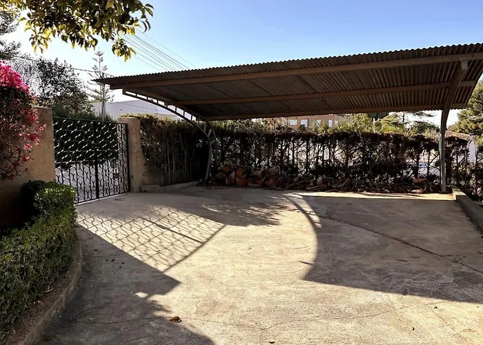 Mediterranean House In 펜션