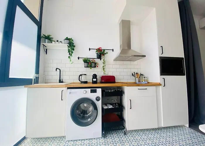 Flat For Family & Groups شقة فالنسيا