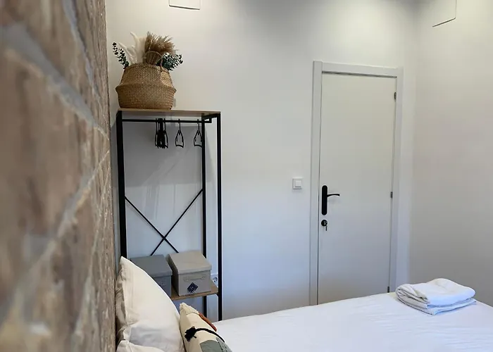 Valencia Beach Rooms *